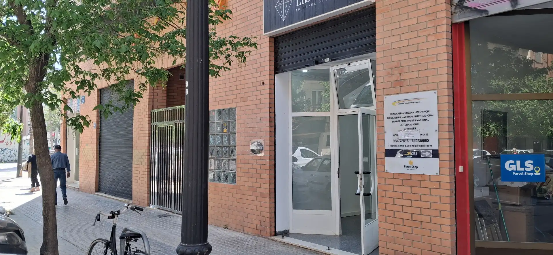 Local de alquiler en Carrer de la Pianista Empar Iturbi, 60, Malilla, Quatre Carreres, Valencia Capital