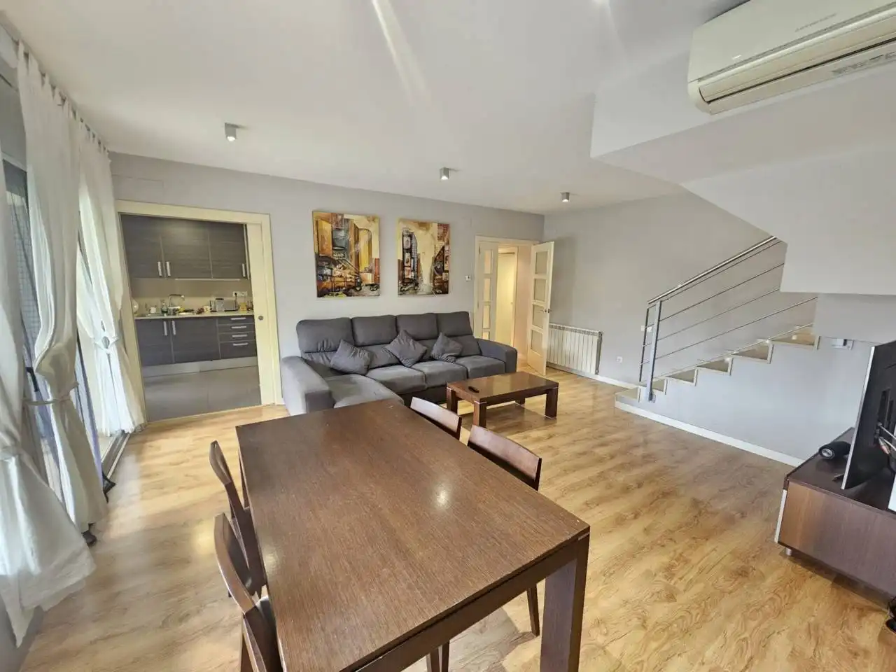 Wohnzimmer von Maisonette zum Verkauf in Viladecavalls mit Klimaanlage, Heizung und Terrasse