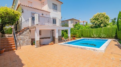 Foto 2 de Casa o chalet en venta en Calle Cosmos, Barrio de la Vega, Monachil