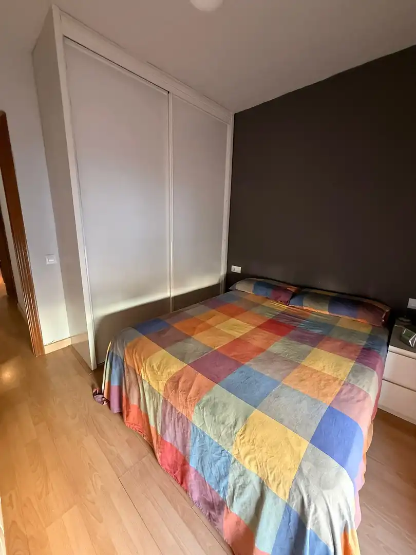 Habitación de Piso en venta en L'Hospitalet de Llobregat con Balcón