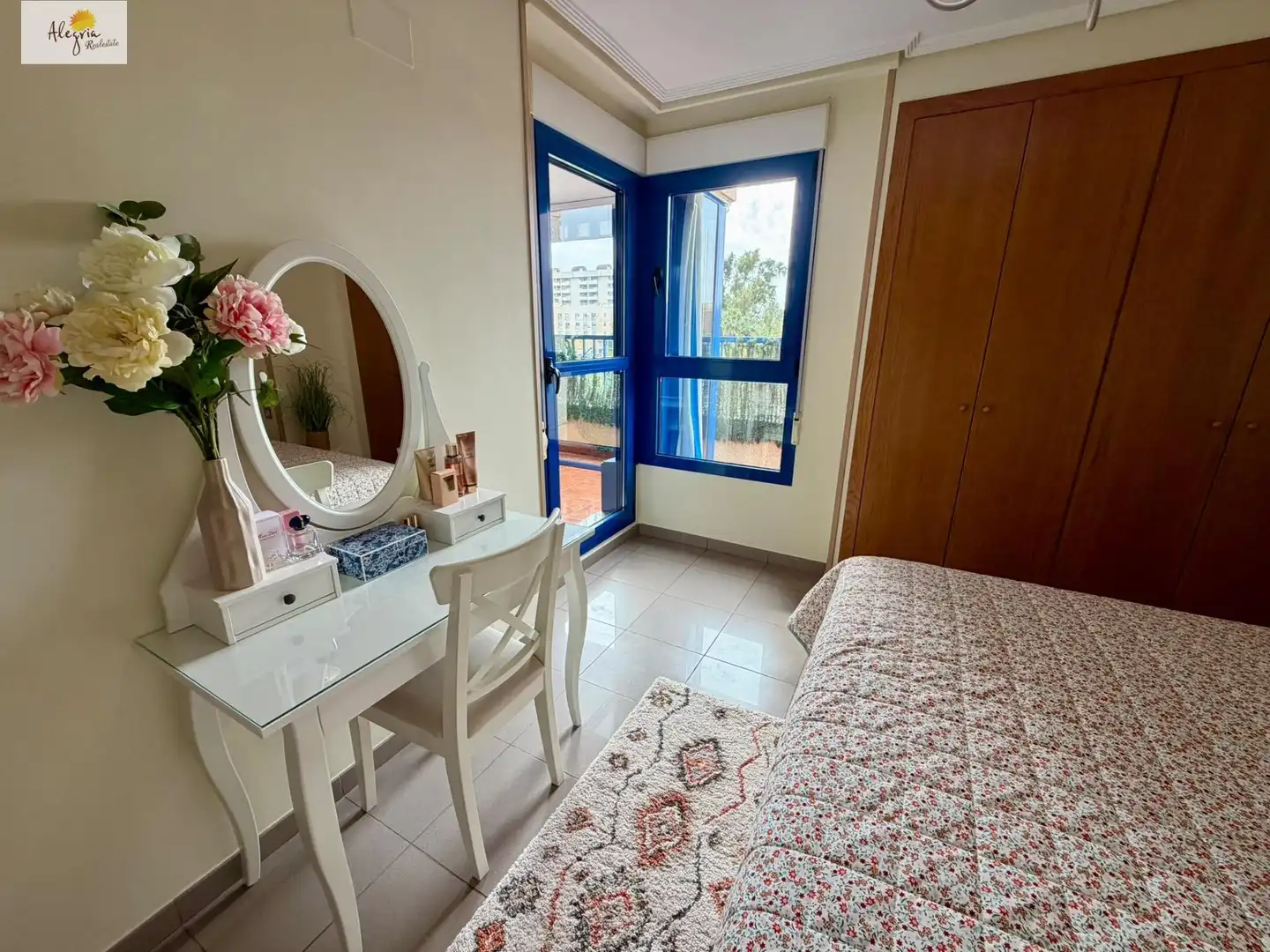 Bedroom of Apartments for rent in La Patacona