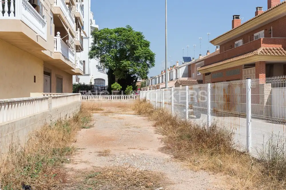 Außenansicht von Wohnungen zum Verkauf in Canet d'En Berenguer mit Heizung, Privatgarten und Terrasse