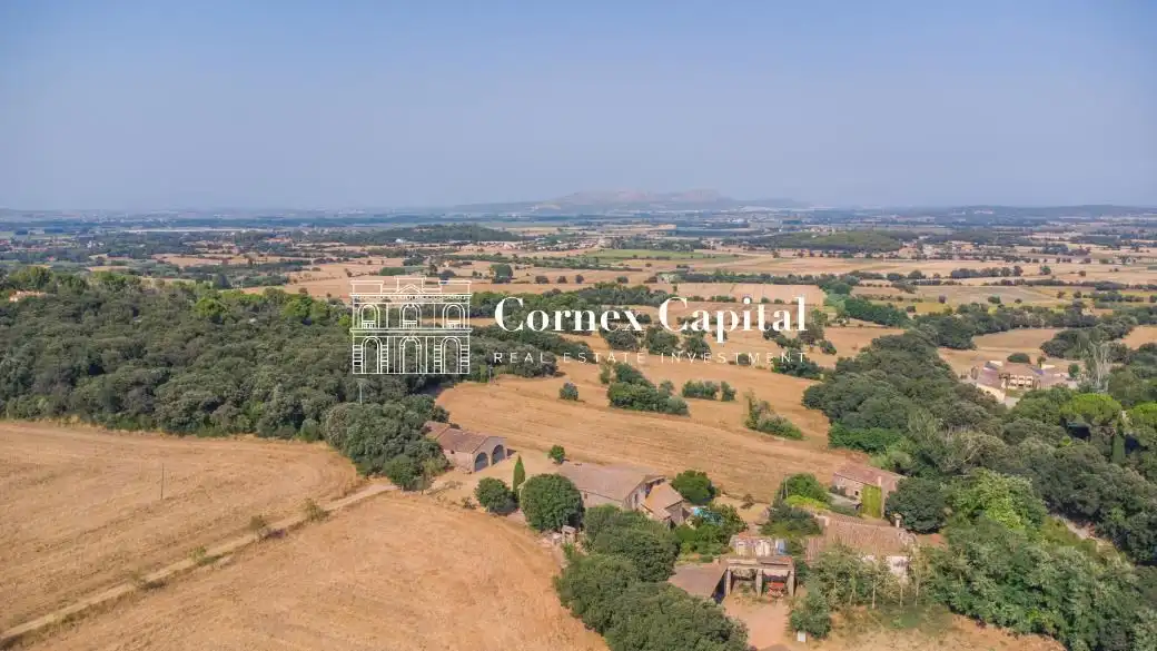 Country house zur Miete in Rupià mit Klimaanlage, Heizung und Privatgarten