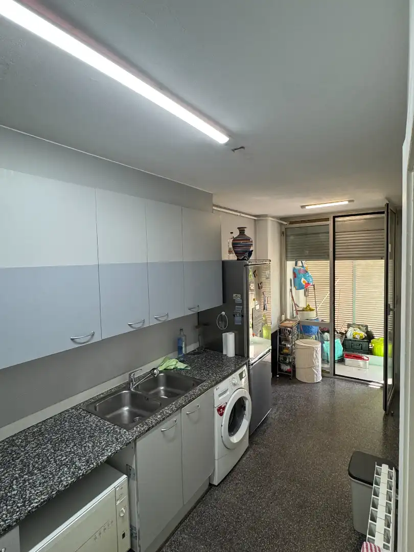 Cocina de Piso en venta en Barcelona con Calefacción, Amueblado y Horno