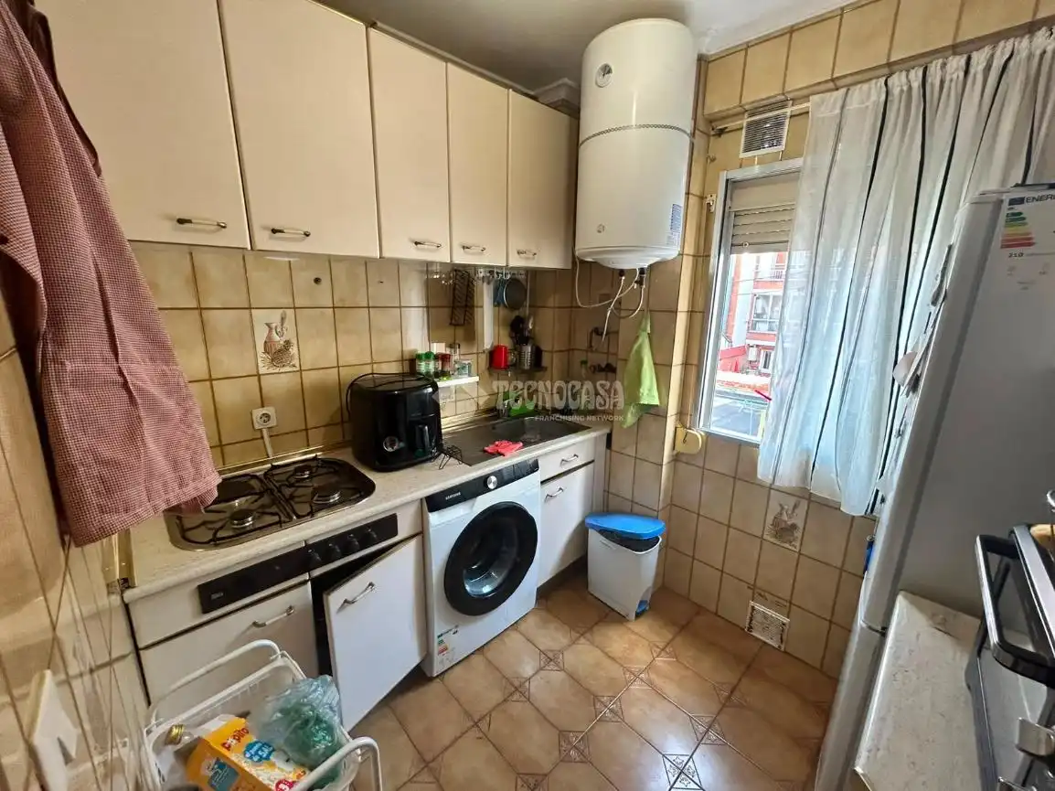 Cuina de Pis en venda en Madrid amb Aire condicionat i Calefacció