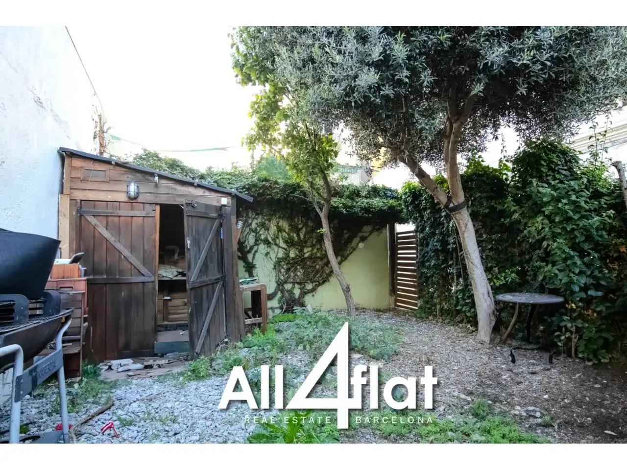 Wohnung zur Miete in L'Hospitalet de Llobregat mit Klimaanlage, Privatgarten und Möbliert