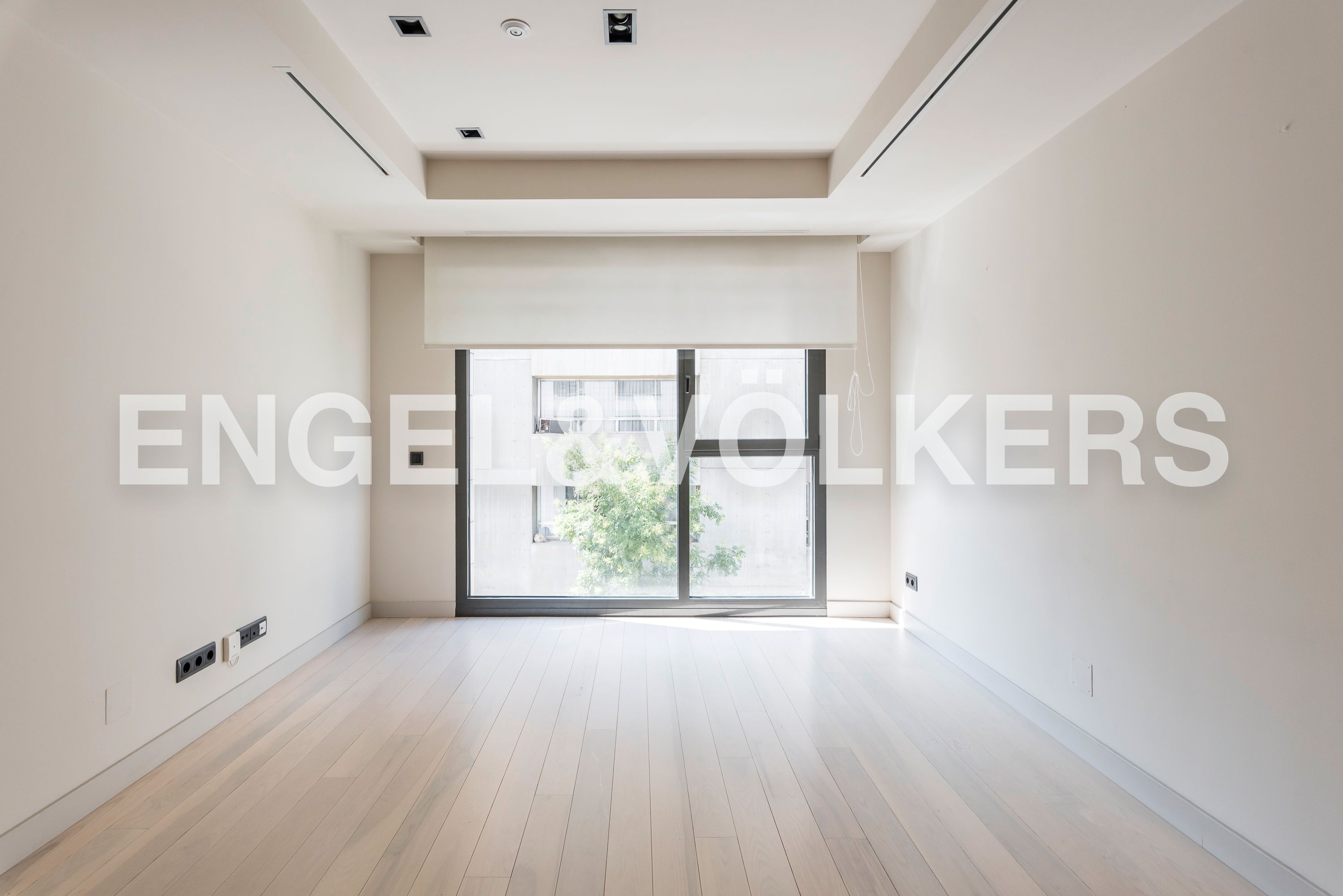 Sala d'estar de Pis de lloguer en  Madrid Capital amb Aire condicionat, Calefacció i Parquet