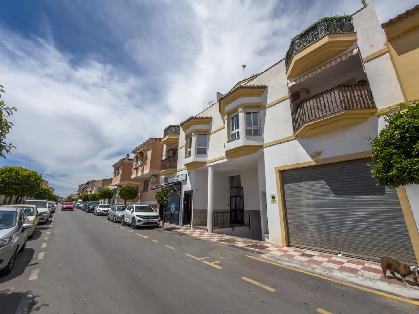 Vista exterior de Piso en venta en Churriana de la Vega con Aire acondicionado, Calefacción y Terraza