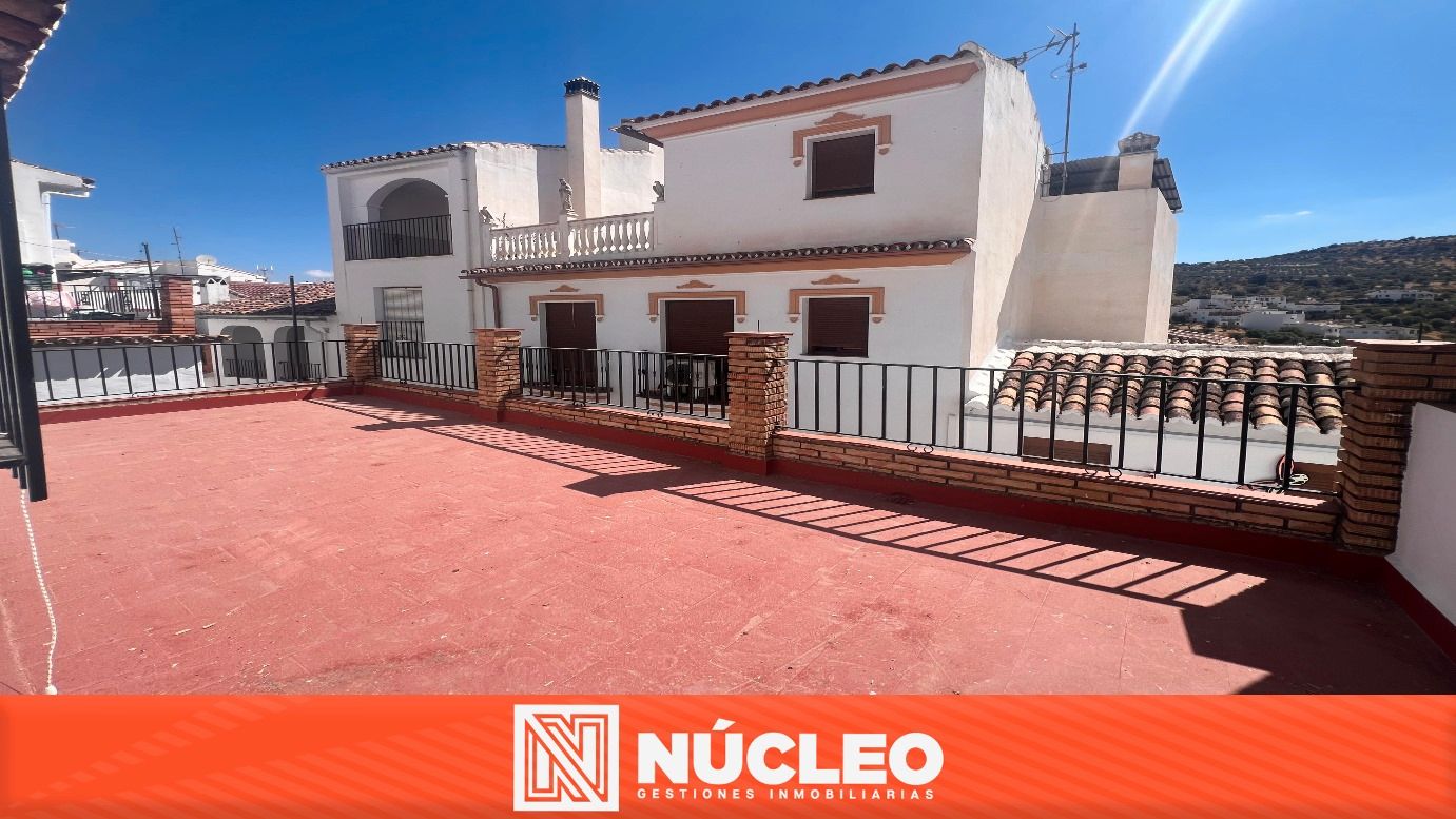 Exterior view of Single-family semi-detached for sale in Tolox  with Terrace and Furnished