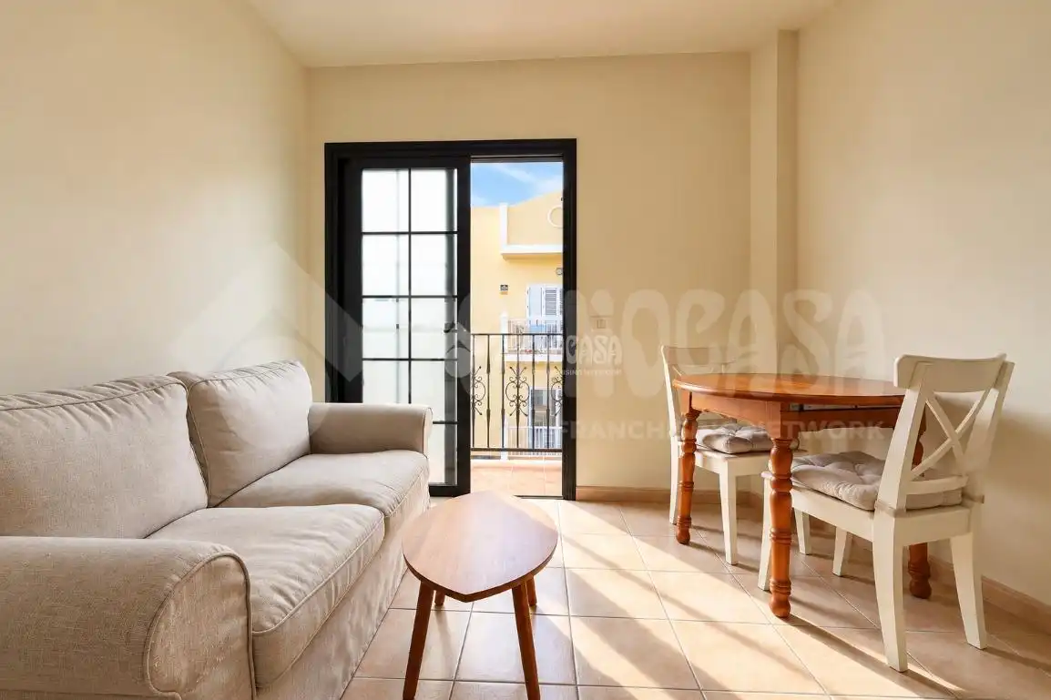 Sala de estar de Piso en venta en Adeje con Terraza y Balcón