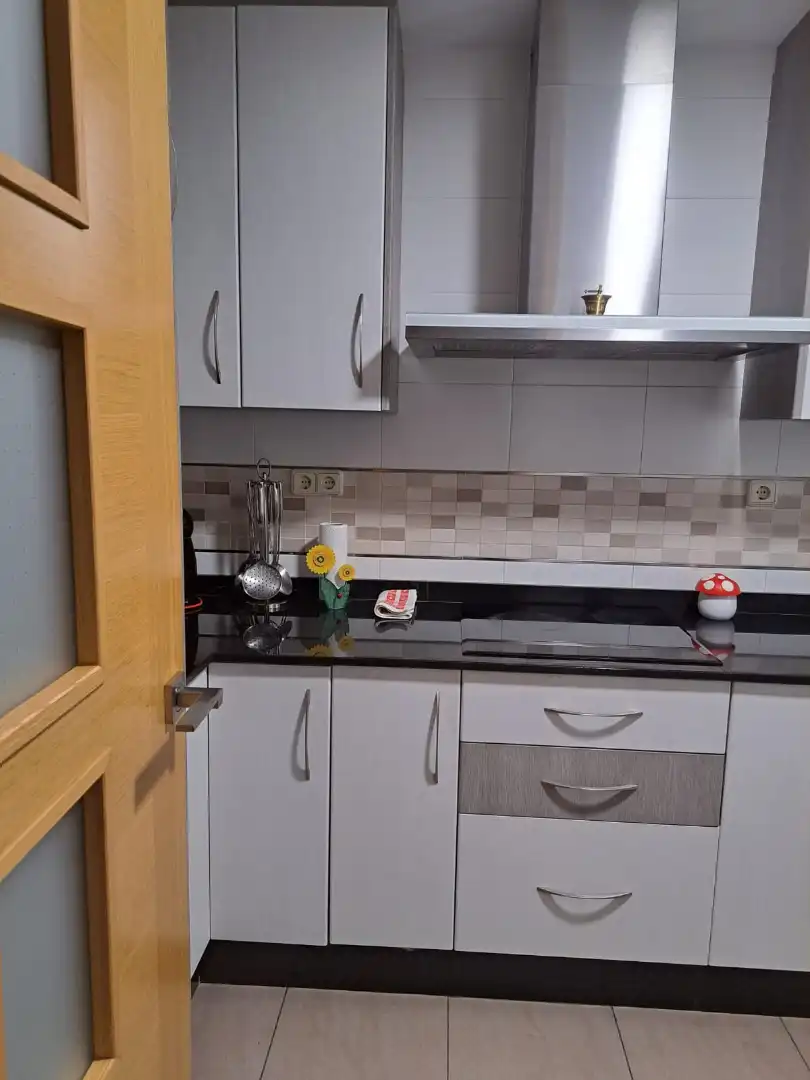 Kitchen of Flat for sale in Guadix  with Heating, Parquet flooring and Furnished