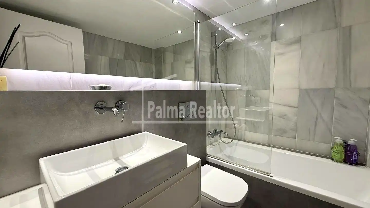 Bany de Dúplex en venda en  Palma de Mallorca amb Aire condicionat, Calefacció i Jardí privat