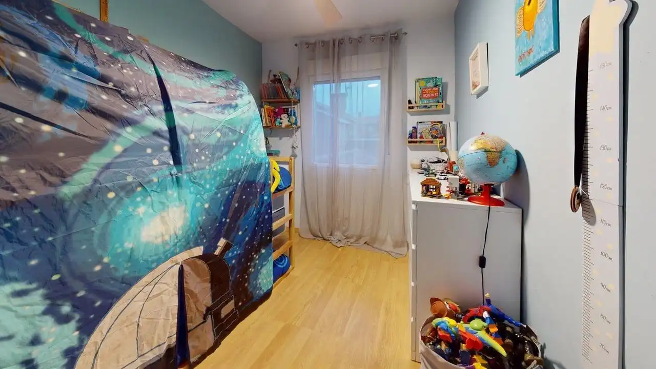 Bedroom of Detached homes for sale in Pioz  with Private garden