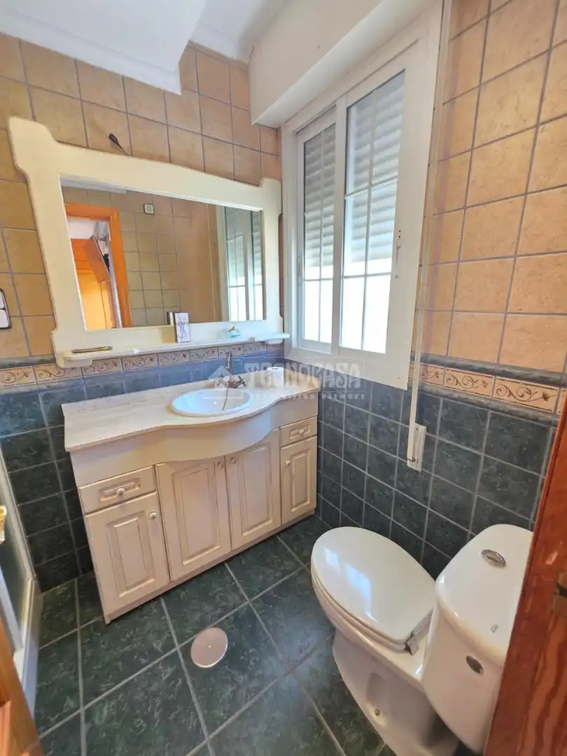 Badezimmer von Haus oder Chalet zum Verkauf in Almería mit Klimaanlage, Privatgarten und Terrasse