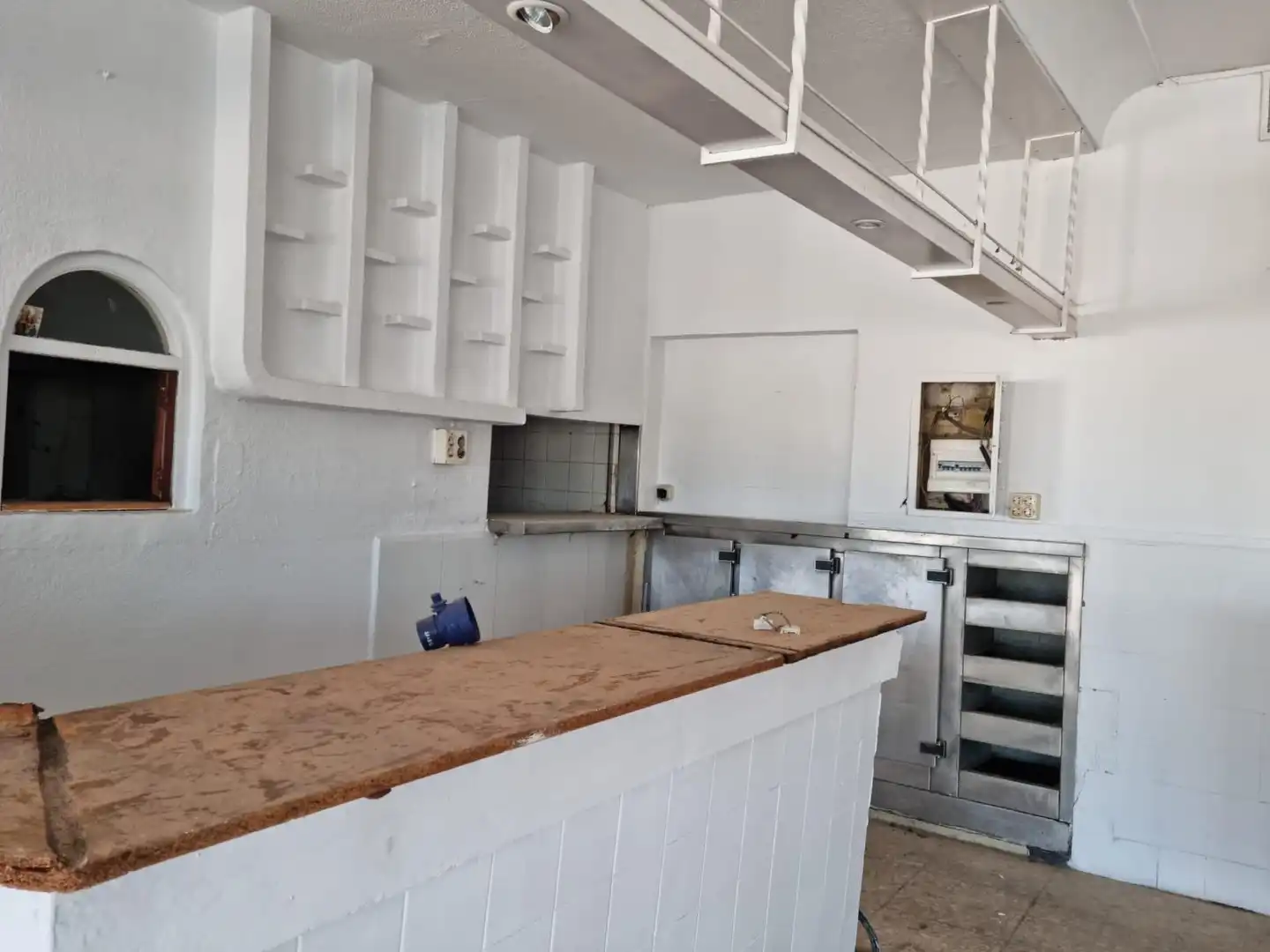Local comercial en venta en Carretera MADRID NACIONAL IV R. CASABLANCA 385.70, imagen 4