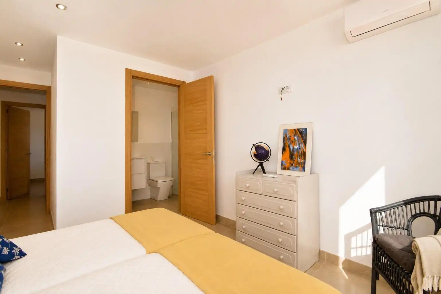 Schlafzimmer von Country house zur Miete in Búger mit Klimaanlage, Heizung und Privatgarten