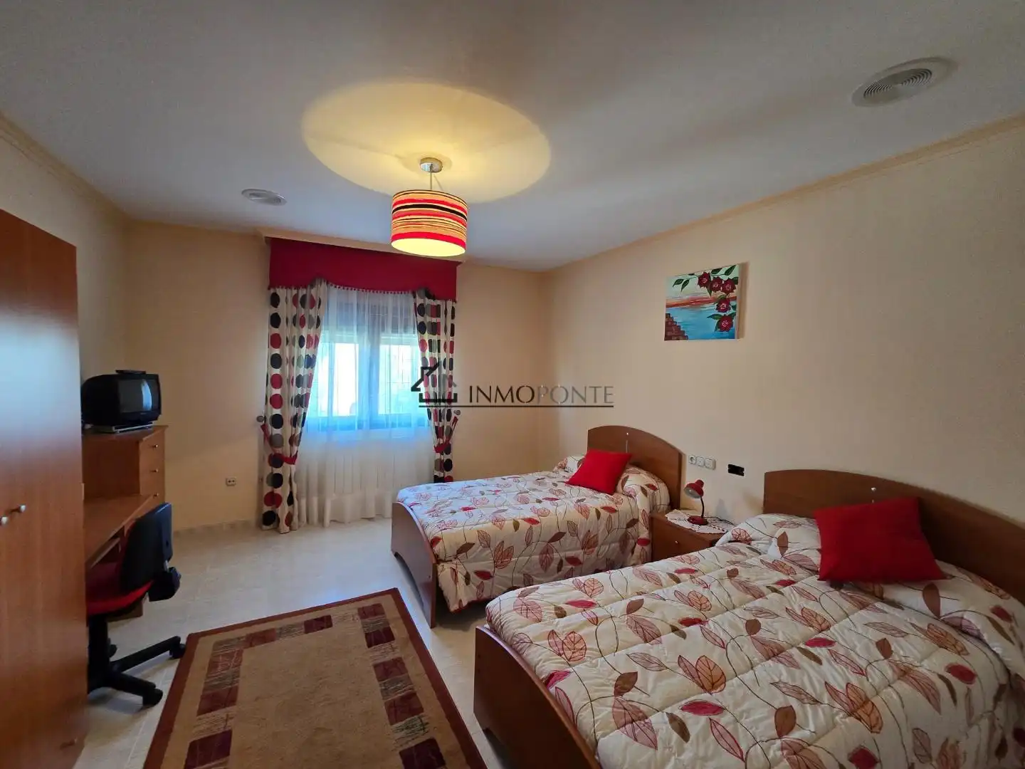 Dormitori de Casa o xalet en venda en Valga amb Calefacció, Jardí privat i Terrassa