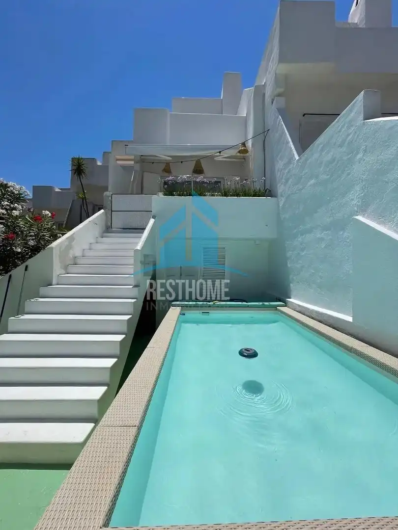Piscina de Casa adosada en venda en Eivissa amb Aire condicionat, Jardí privat i Terrassa