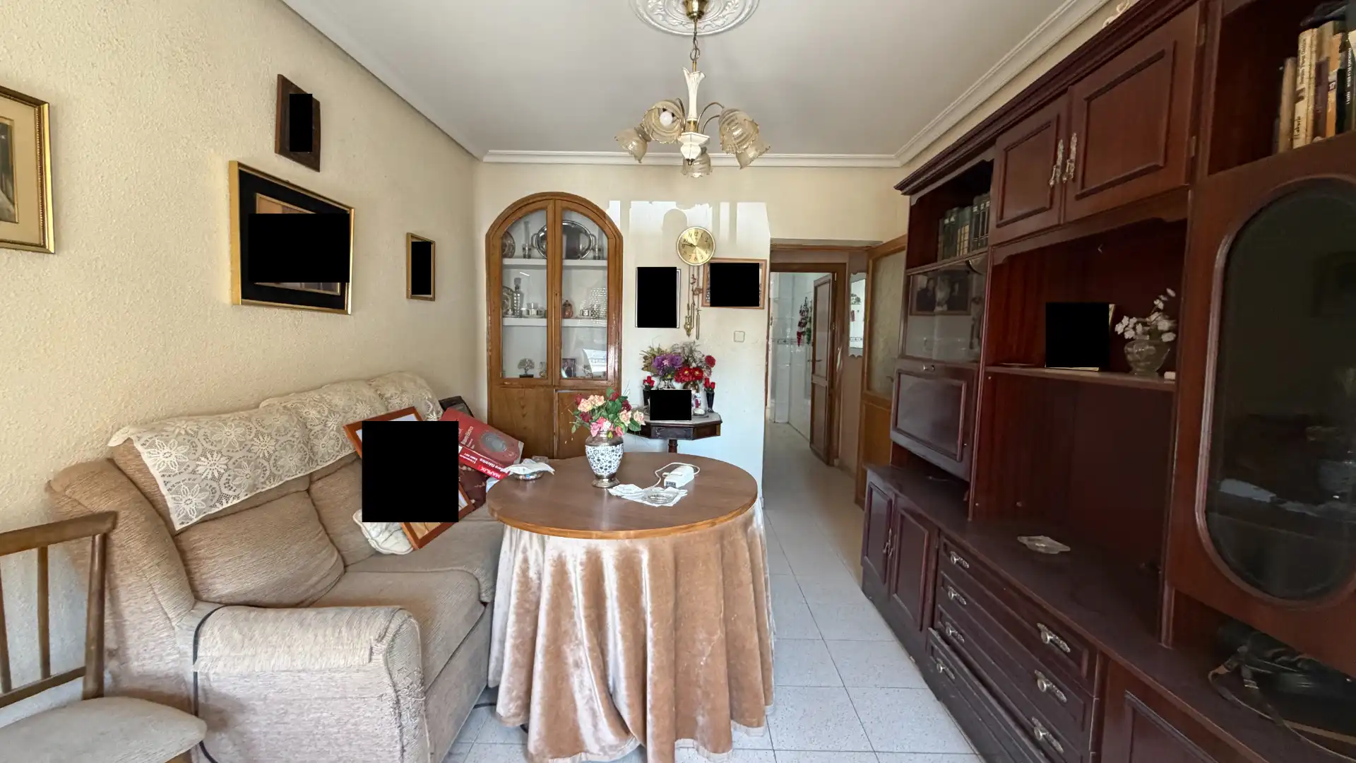 Sala d'estar de Casa o xalet en venda en Úbeda amb Aire condicionat, Terrassa i Traster