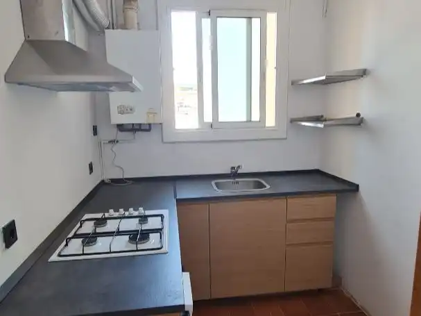 Flat for sale in Carrer de Besalú, 8, El Camp de l'Arpa del Clot