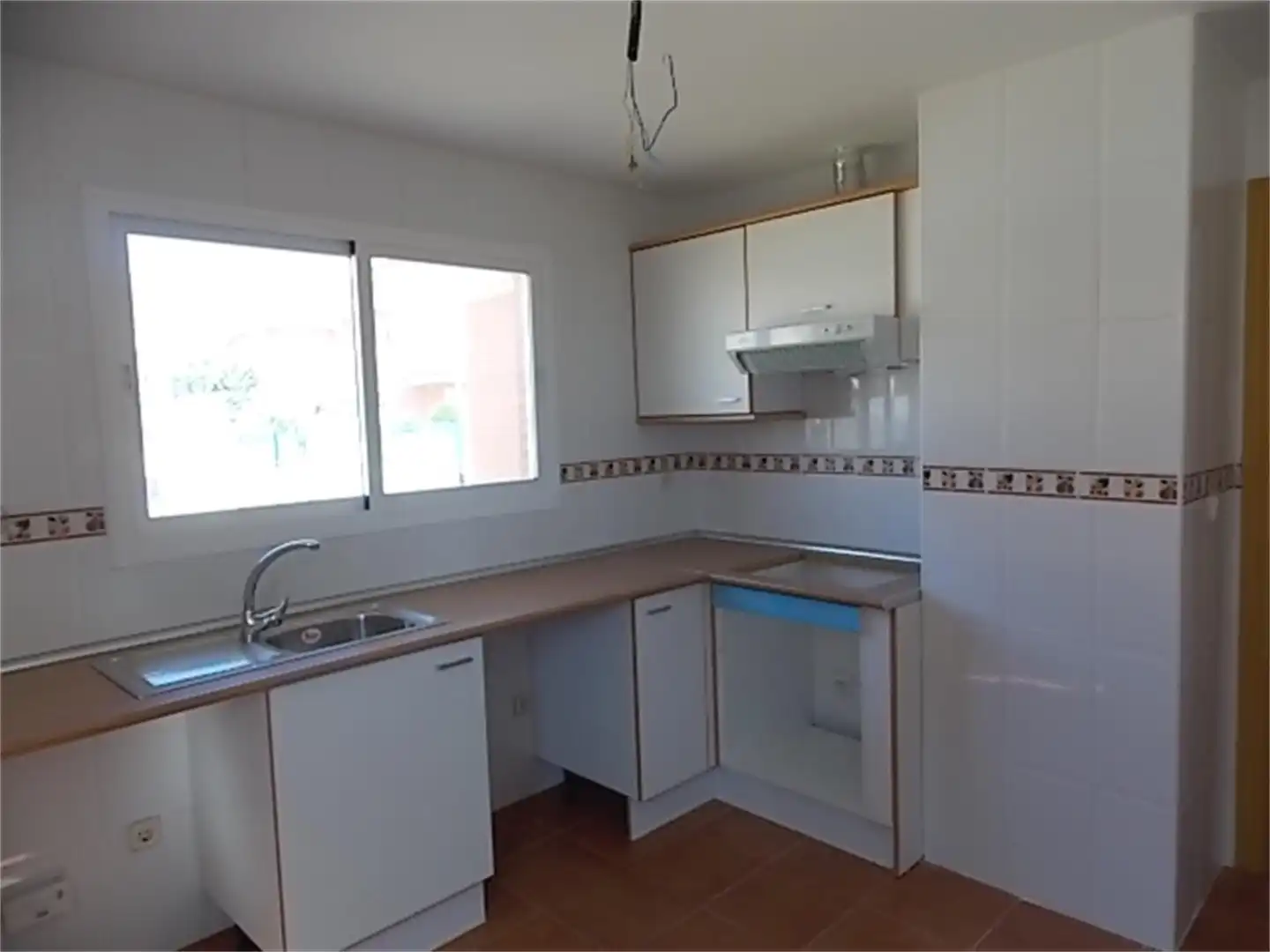 Casa de obra nueva con jardín en venta en Calle Pablo Neruda 6, imagen 3