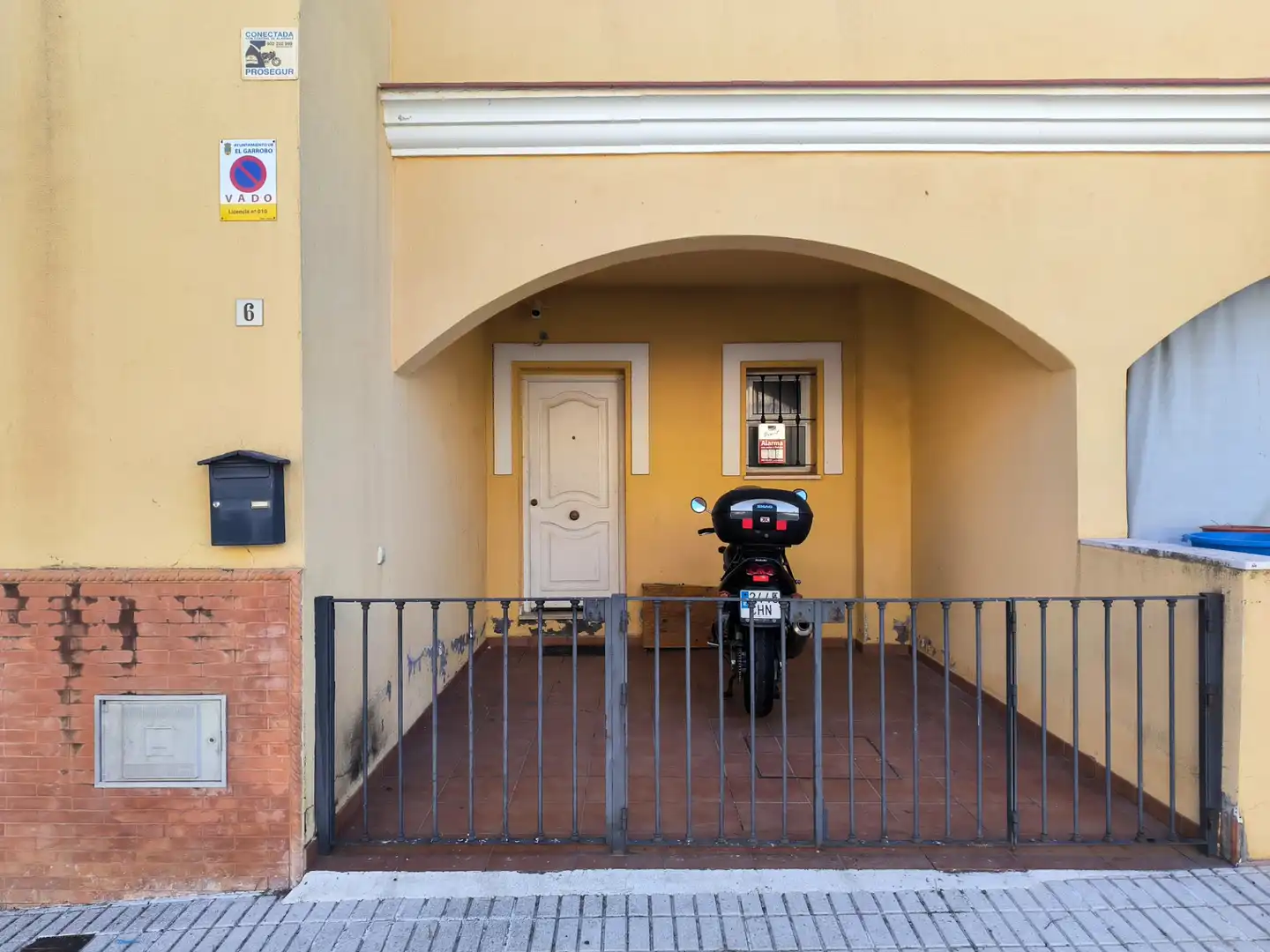 Vista exterior de Casa adosada en venta en El Garrobo con Aire acondicionado y Terraza