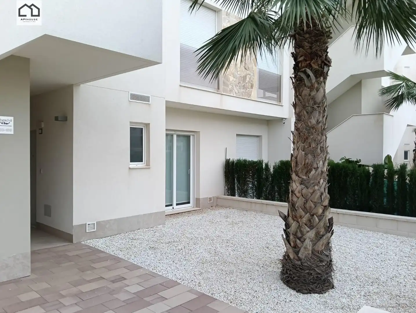 Terrassa de Casa o xalet en venda en Guardamar del Segura amb Aire condicionat, Jardí privat i Terrassa