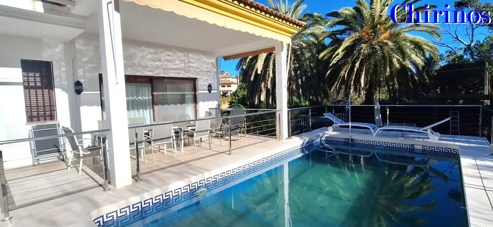 Piscina de Casa o xalet en venda en Córdoba amb Aire condicionat, Calefacció i Jardí privat