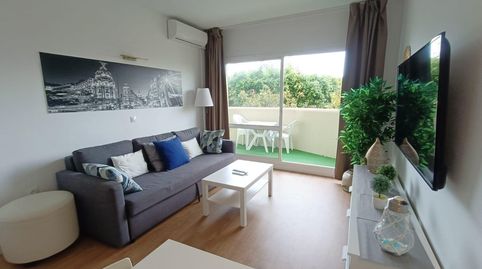 Foto 3 de Apartamento en venta en Avenida del Parque , 3, Parque de la Paloma, Benalmádena