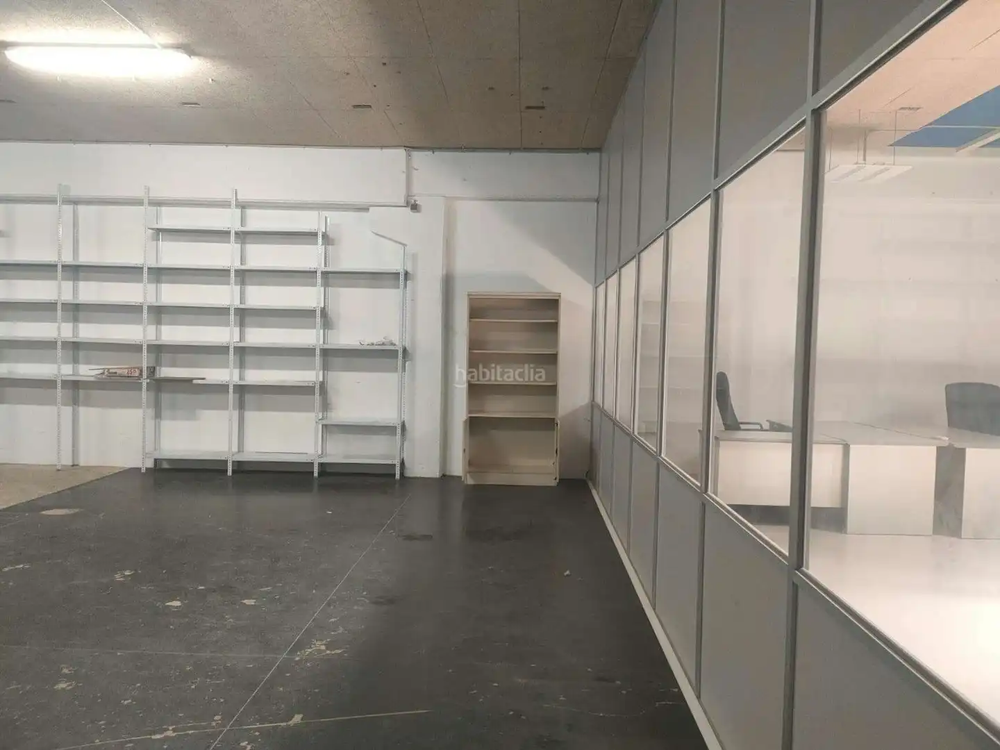 Fabrikhallen zur Miete in Hostalric