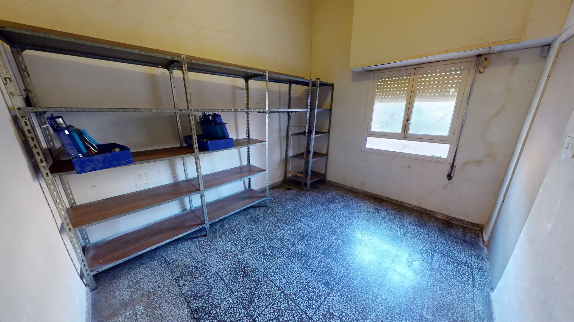 Commercial properties for sale in Busot  with Air Conditioner and Furnished