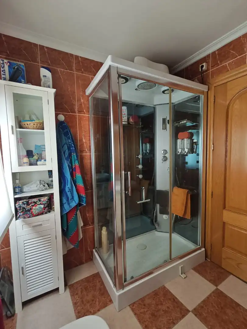 Bany de Pis en venda en Baza amb Aire condicionat, Calefacció i Moblat