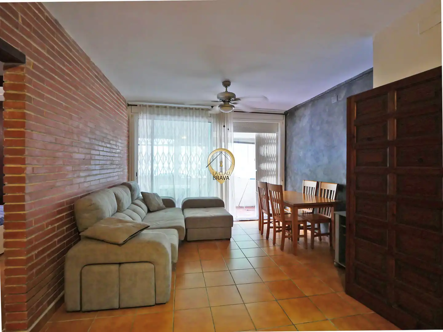 Ground floor with lift for sale in Carrer Bilbao