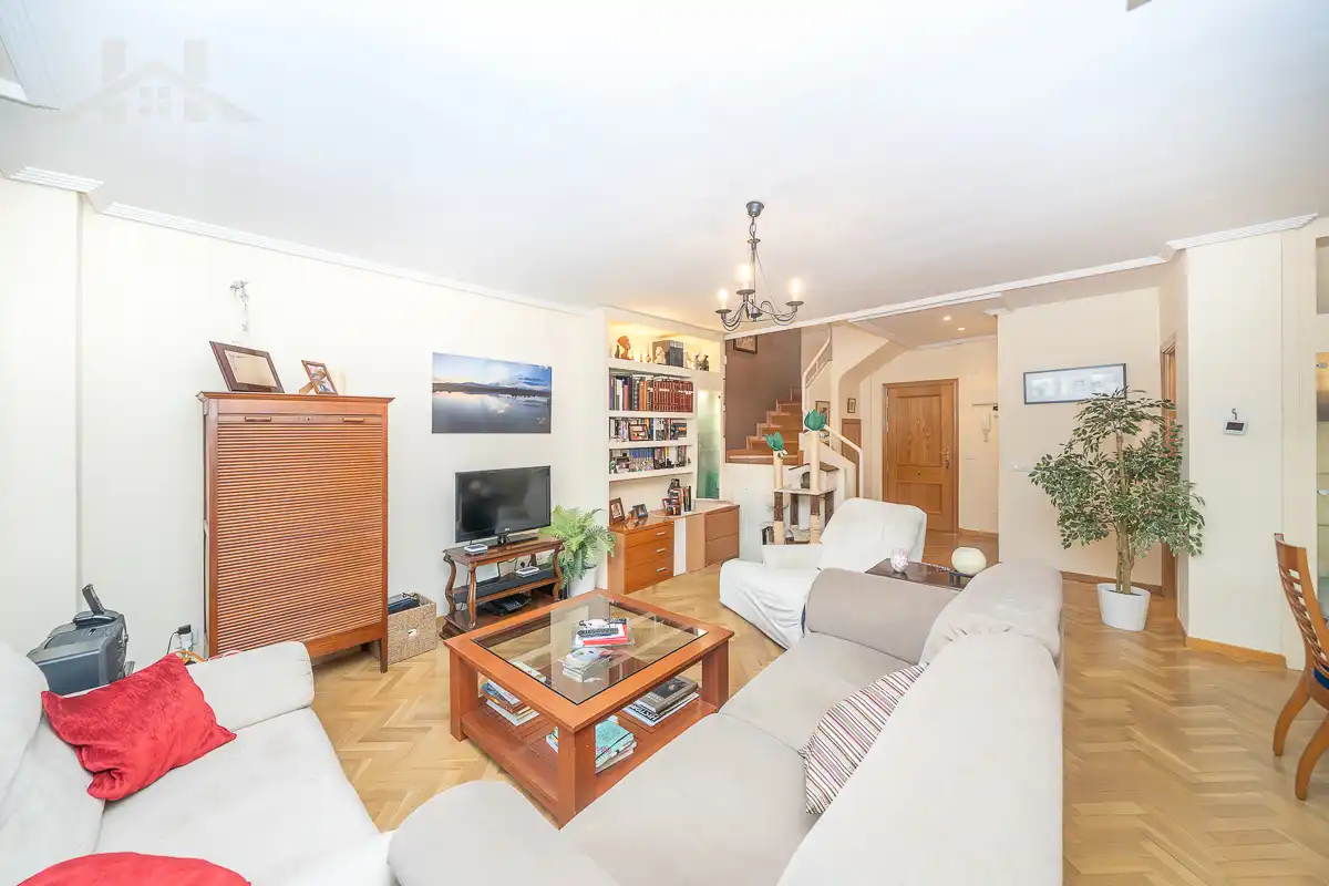 Living room of Duplexes for sale in Torrelodones  with Air Conditioner, Heating and Terrace