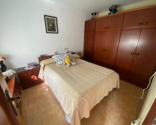 Flat for sale in Calle Hospital de San José, Centro