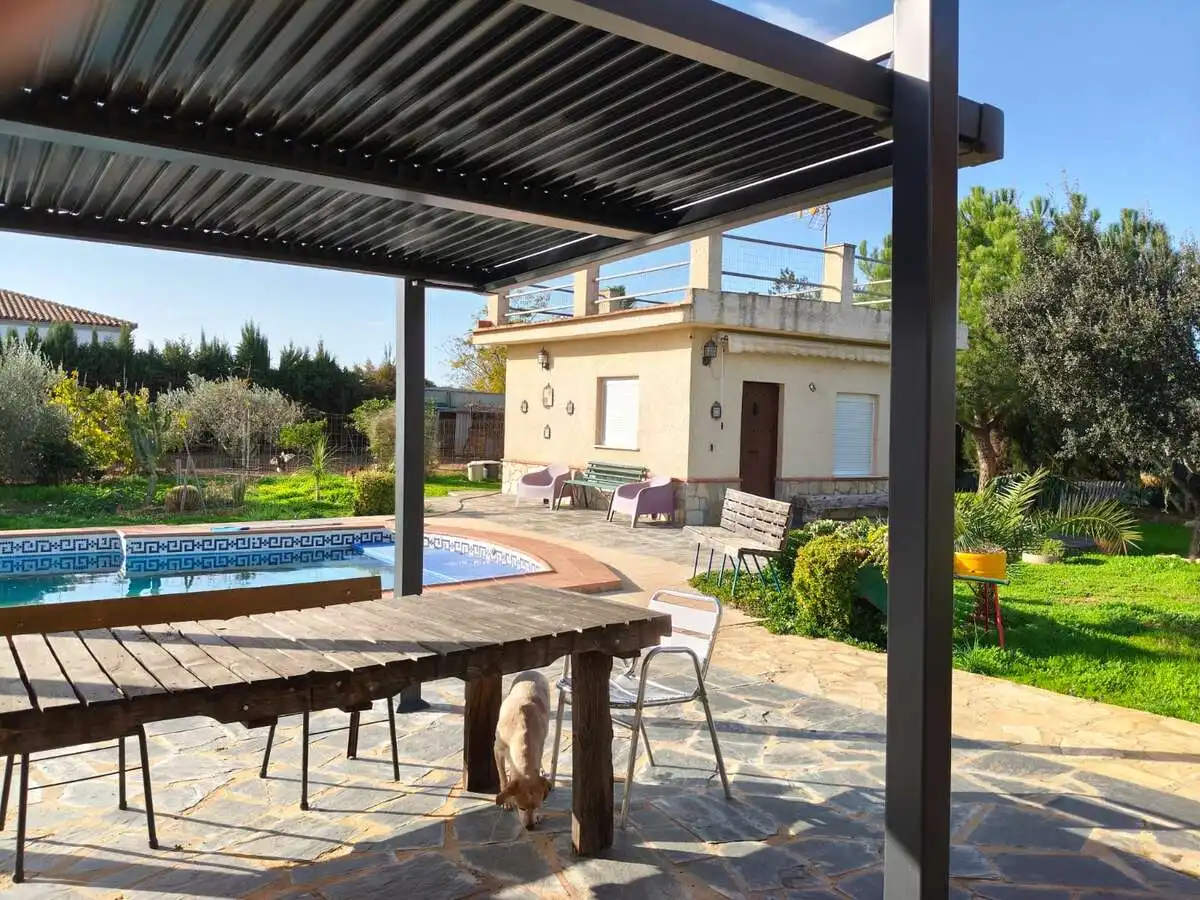 Terrassa de Casa o xalet en venda en Sevilla amb Aire condicionat, Traster i Piscina