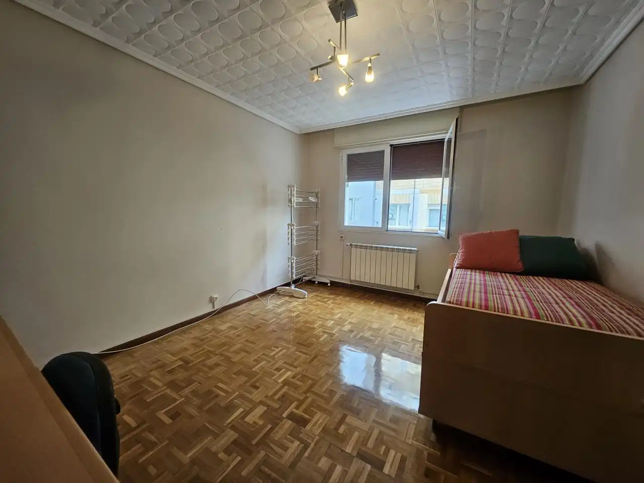Dormitori de Pis en venda en Burlada / Burlata amb Aire condicionat, Calefacció i Parquet