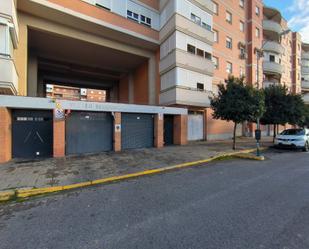 Parking of Flat for sale in  Sevilla Capital  with Air Conditioner, Terrace and Community pool