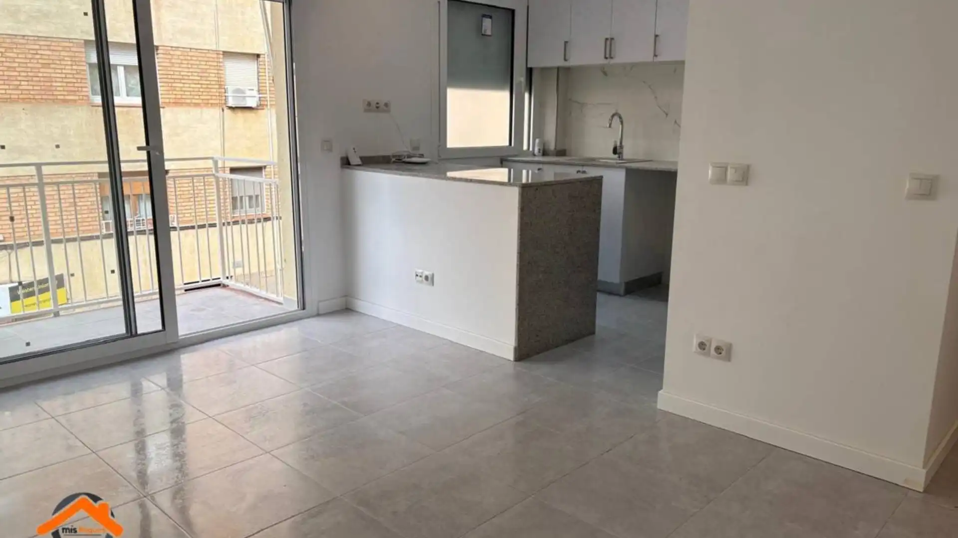 Kitchen of Flat for sale in Sabadell  with Air Conditioner, Heating and Terrace