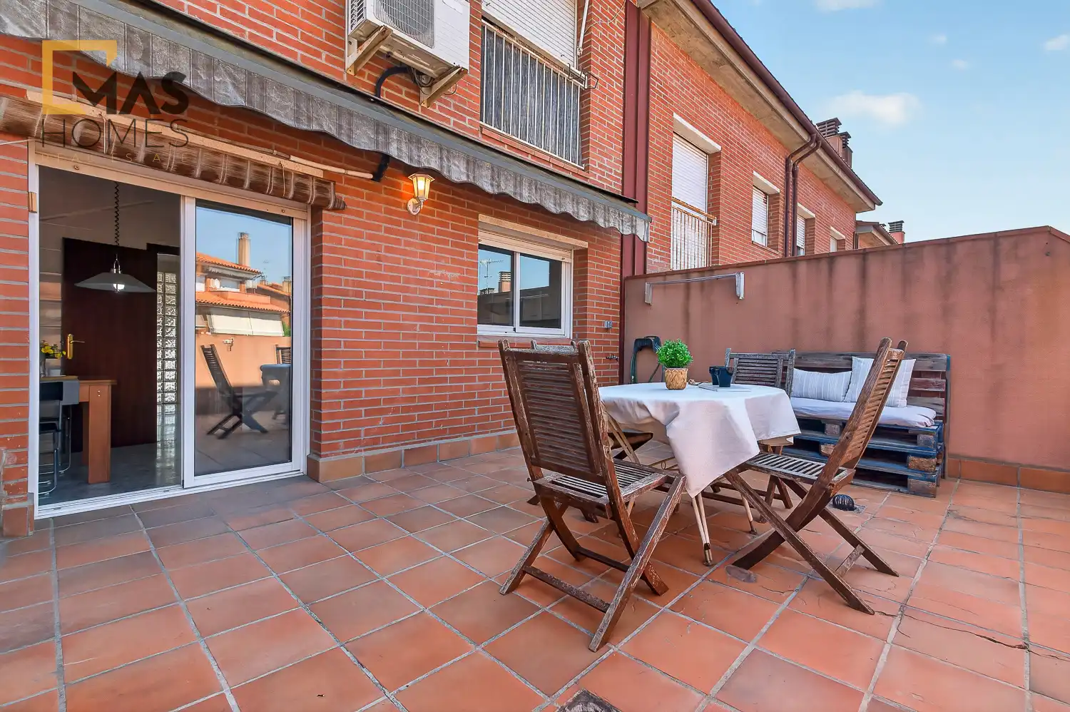 Terrassa de Casa adosada en venda en Martorell amb Aire condicionat, Calefacció i Jardí privat