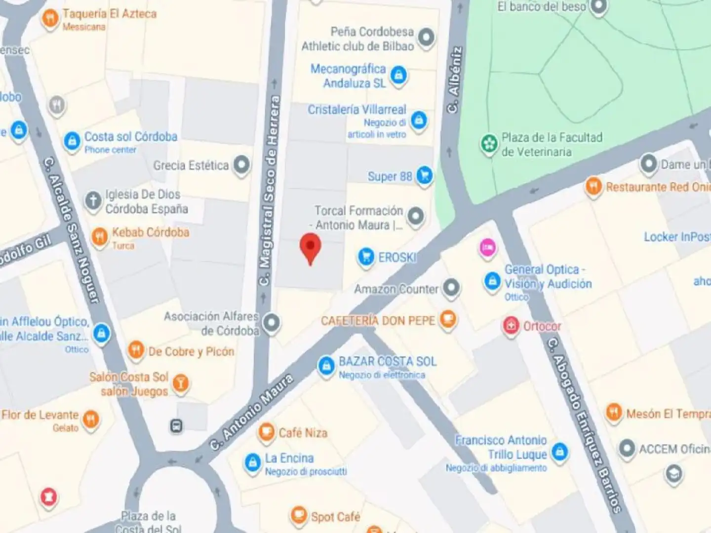Vista exterior de Pis en venda en Córdoba