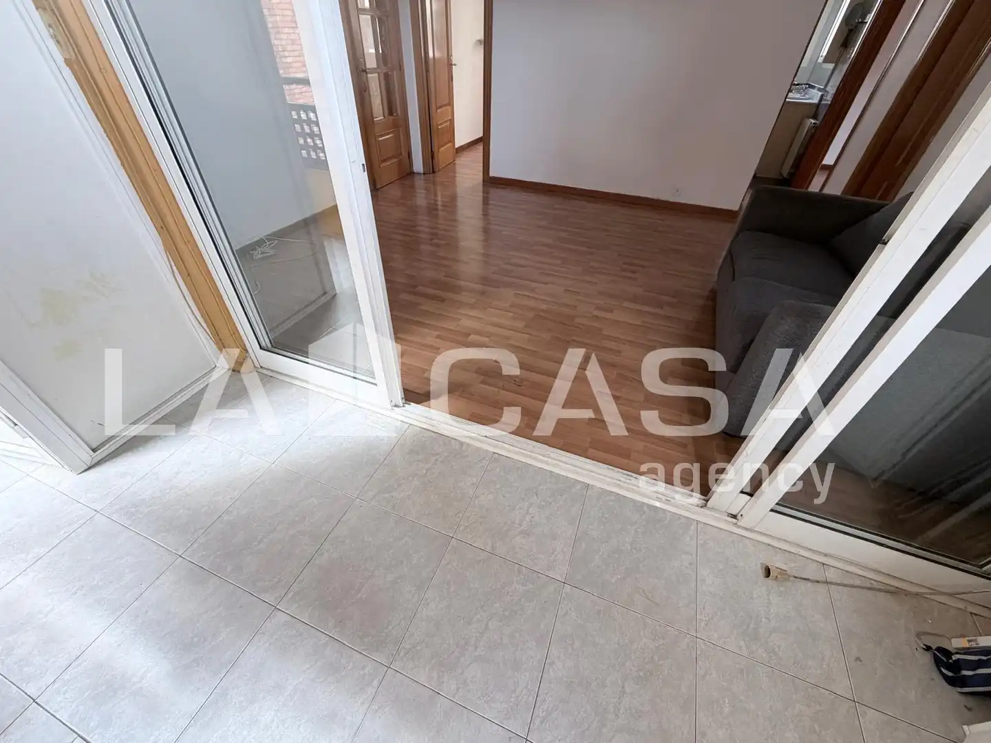 Piso en venta en Barcelona con Balcón