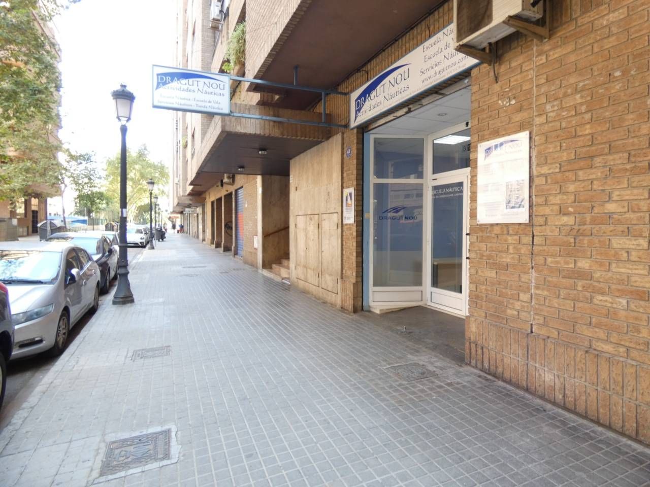 Vista exterior de Local de lloguer en  Valencia Capital amb Aire condicionat