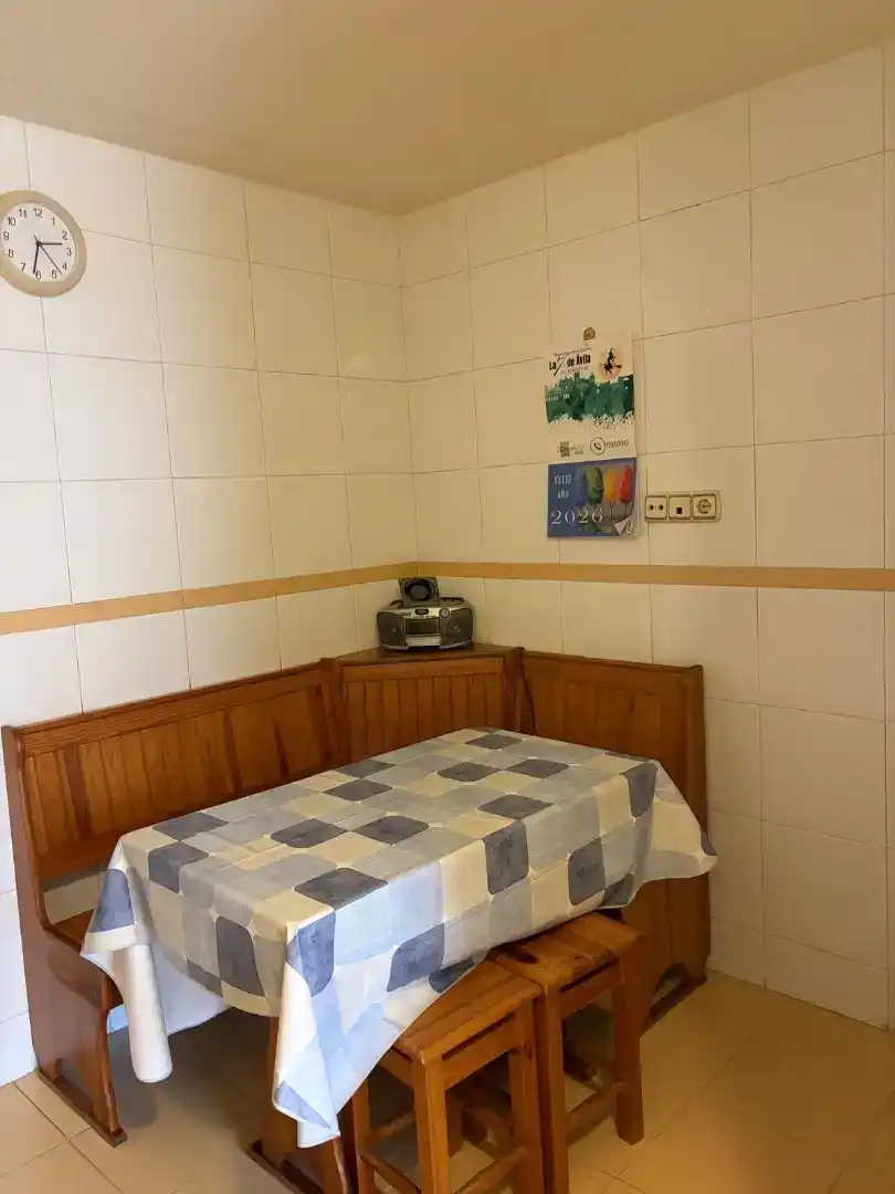 Cuina de Pis en venda en Ávila Capital amb Piscina