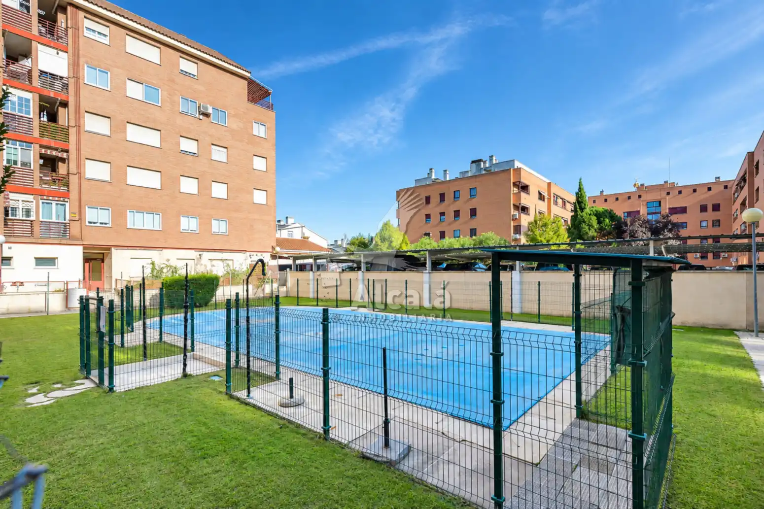 Piscina de Piso en venta en Ensanche