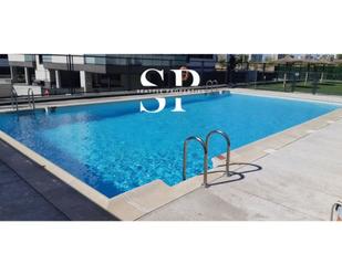 Swimming pool of Flat to rent in  Madrid Capital  with Air Conditioner and Terrace