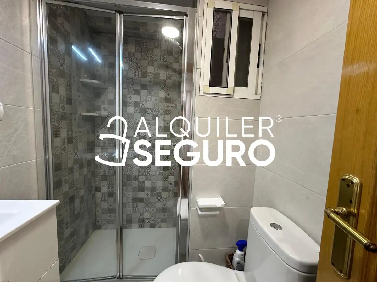 Baño de Piso de alquiler en Alboraya con Aire acondicionado, Calefacción y Terraza