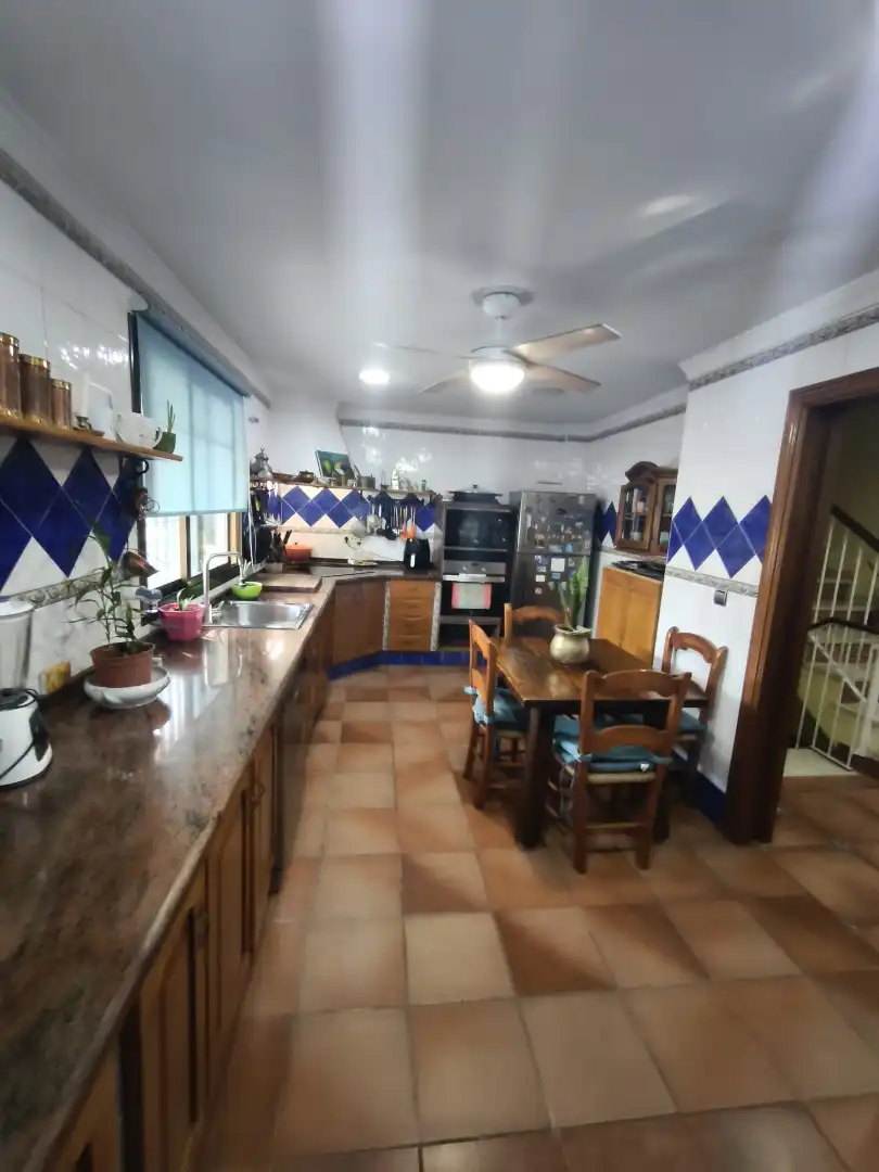 Cocina de Casa adosada en venta en Melilla con Aire acondicionado, Terraza y Trastero