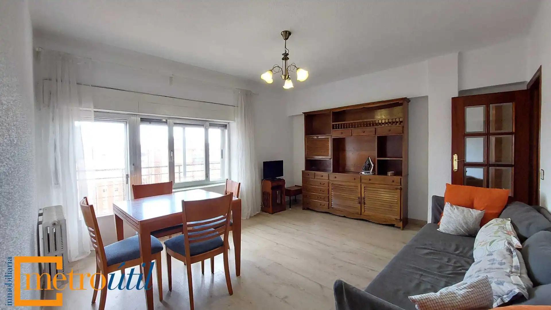 Living room of Flat for sale in Salamanca  with Heating and Balcony