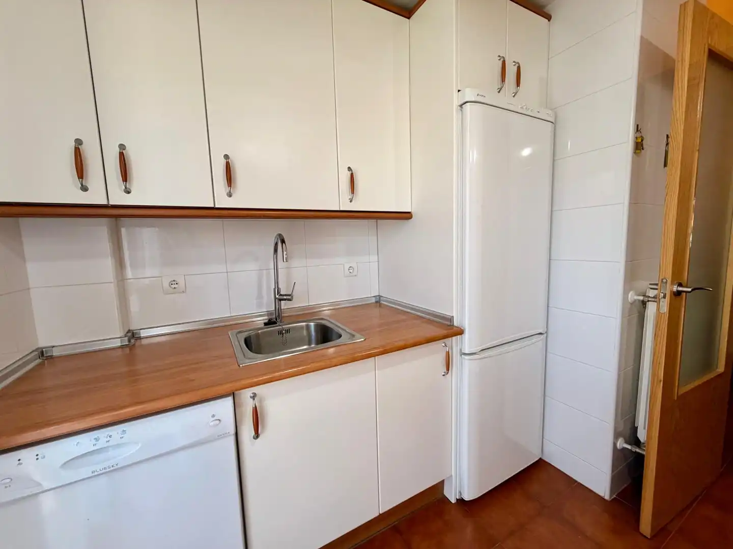 Cocina de Casa adosada en venta en Valdorros con Calefacción, Jardín privado y Terraza